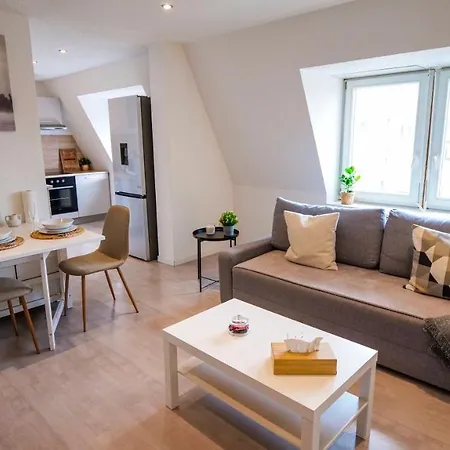 Apartment # Le 4 # Tres Beau T3 Neuf, Confort, Centre *